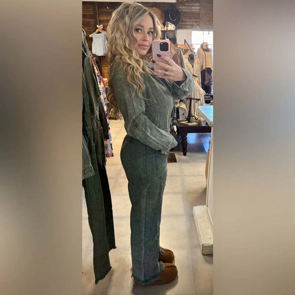 NWT UMGEE Washed Olive Denim Frayed Hem Button Down Utility Jumpsuit Coveralls - Picture 9 of 12